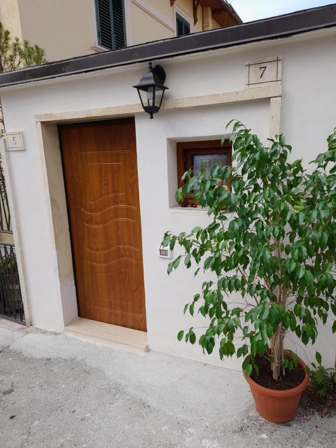 B&B In Vino Veritas Sulmona Exterior foto